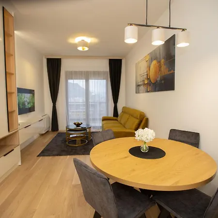 Mega Apartman *